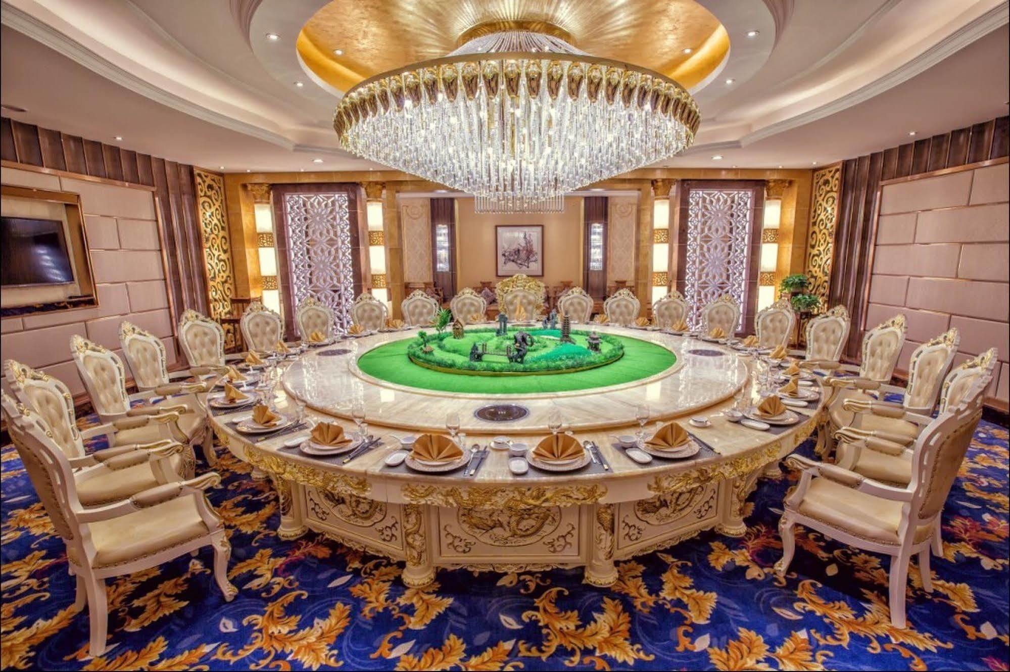 June Hotel Чанчунь Экстерьер фото
