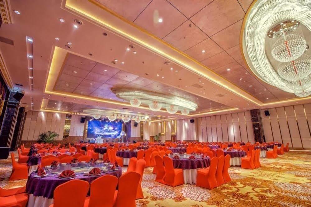 June Hotel Чанчунь Экстерьер фото